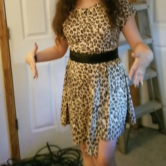 Miranda animal print dress - Picture 2 of 3